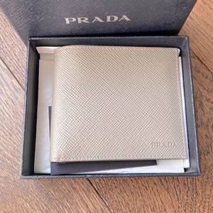 Men’s Prada Wallet (NWOT)